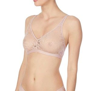 NWOT Le Mystere Modern Classics Wireless Bra/Bralette - Blush 32C
